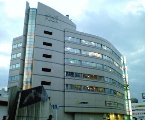 近くのルミネ藤沢まで423m(徒歩6分)