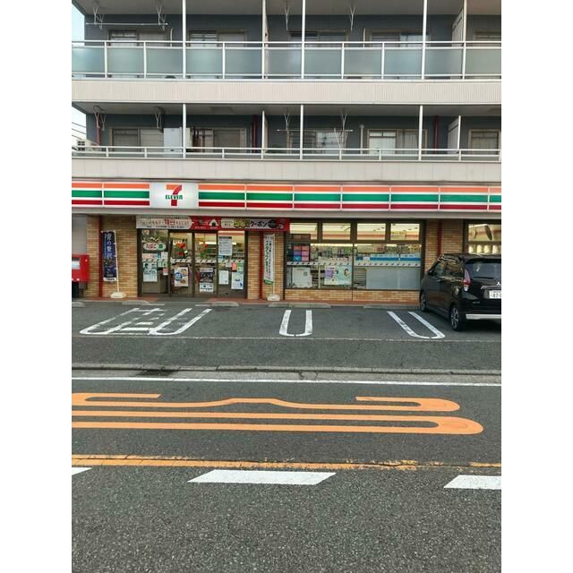 近くのセブンイレブン鎌倉岩瀬北店まで287m（徒歩4分）