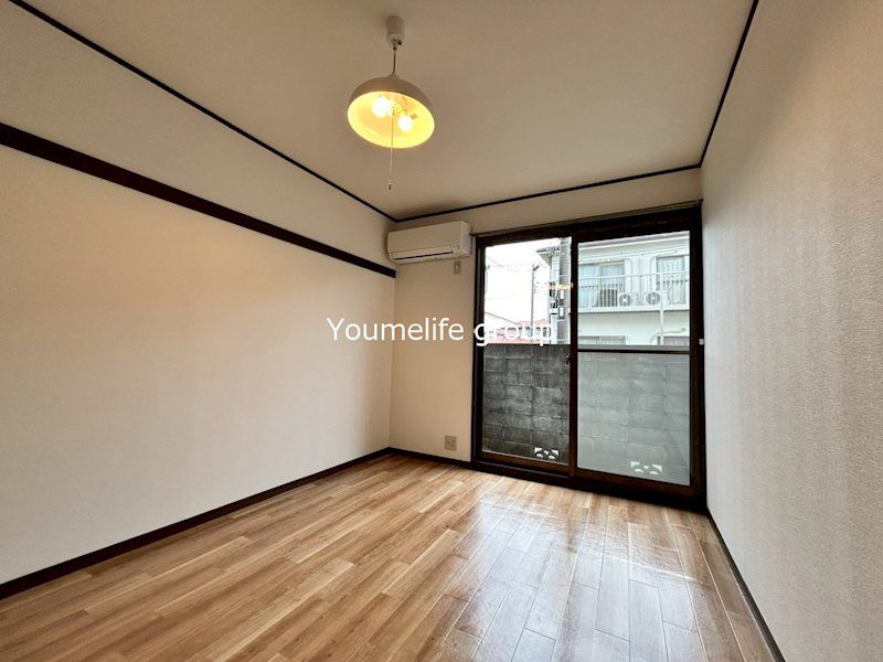 近くのザ・コンボ厚木妻田店まで1,134m（徒歩15分）