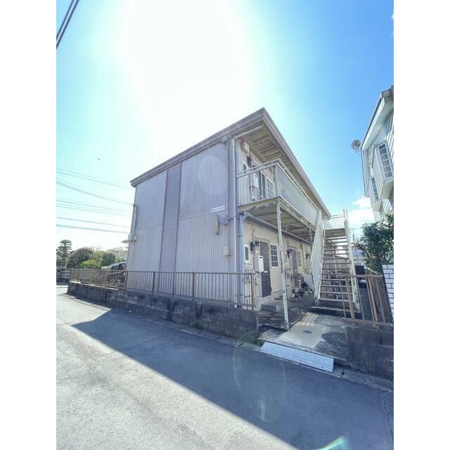 近くのマックスバリュ エクスプレス 厚木下荻野店まで131m(徒歩2分)