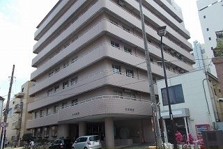 近くの小林病院まで1,900m（徒歩24分）