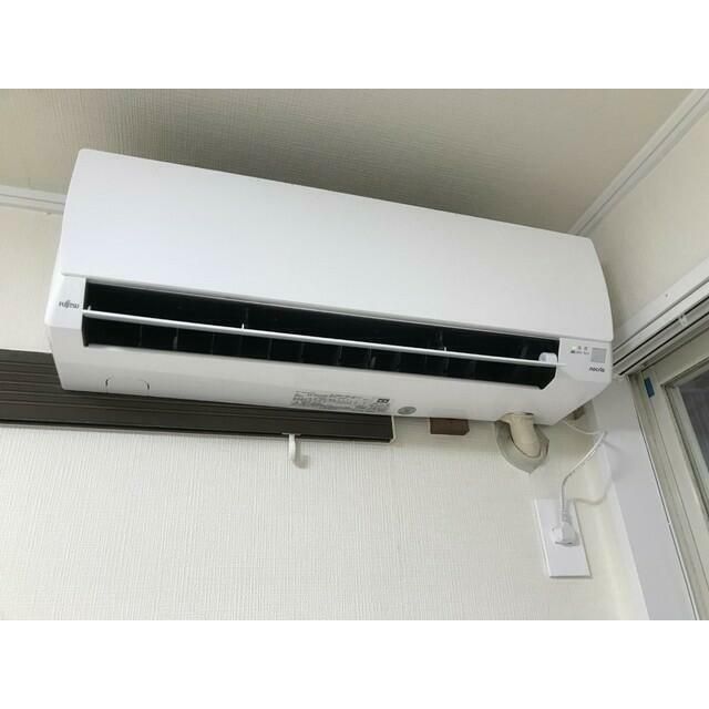 近くのクリエイトSD 藤沢片瀬店調剤薬局まで285m（徒歩4分）