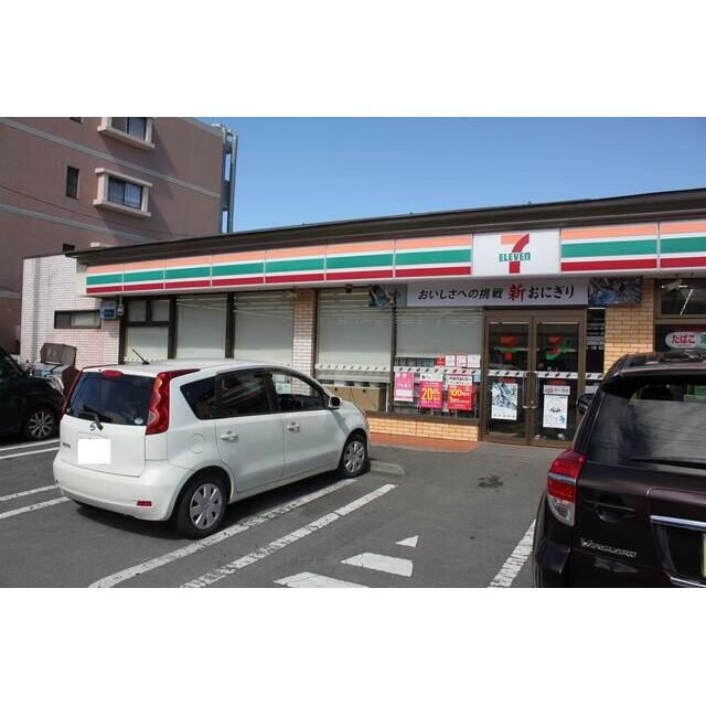 近くのセブンイレブン小田原酒匂店まで378m(徒歩5分)