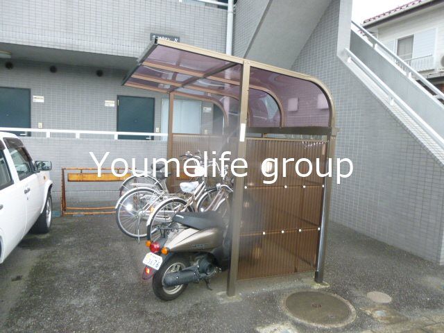 近くのイトーヨーカドー 伊勢原店まで387m（徒歩5分）