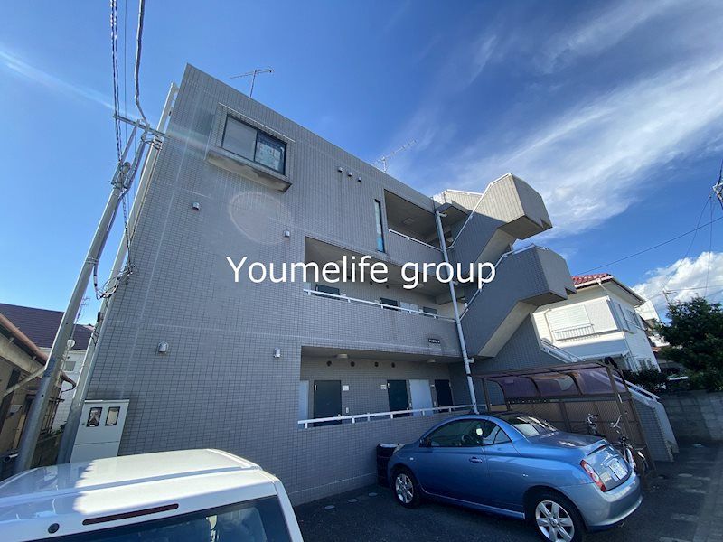 近くのBuonaVita（ブォーナ・ビィータ） 伊勢原店まで261m（徒歩4分）