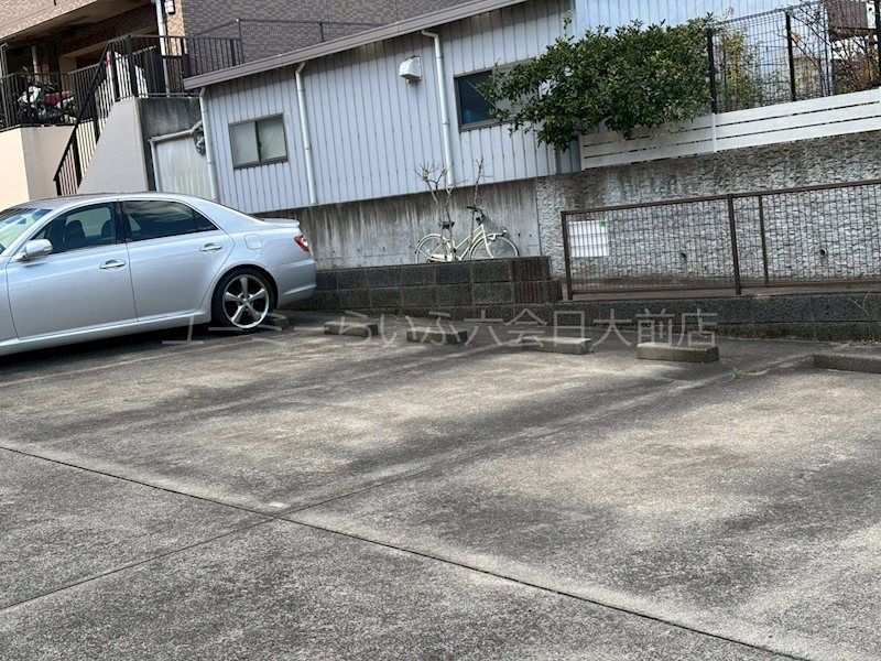 近くのスーパー生鮮館TAIGA 藤沢石川店まで290m(徒歩4分)