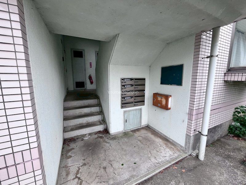 近くのローソン 藤沢西富店まで395m（徒歩5分）