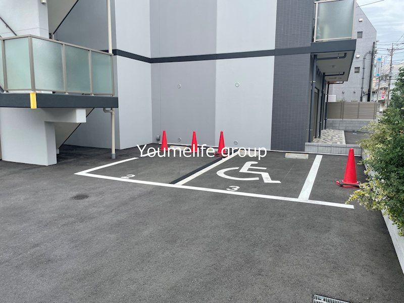 近くのマクドナルド 伊勢原店まで122m（徒歩2分）
