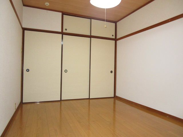 ベッドルーム