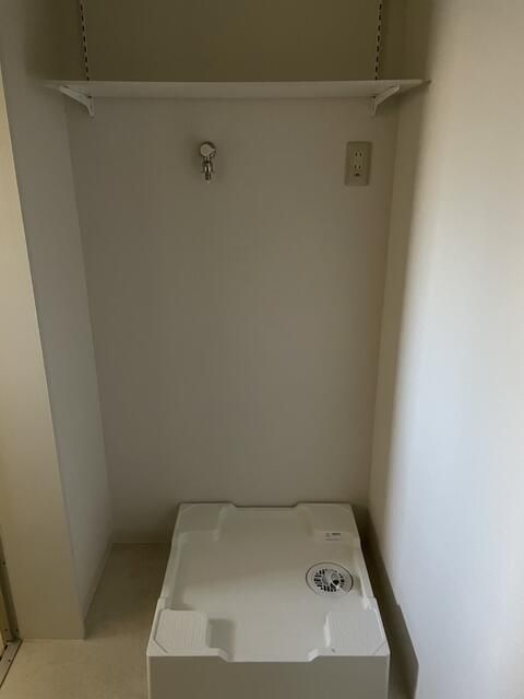 近くのザ・ダイソー 平塚河内店まで404m（徒歩6分）