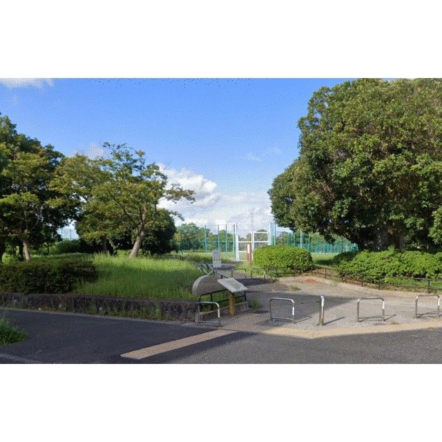 近くの洋光台南公園まで500m（徒歩7分）