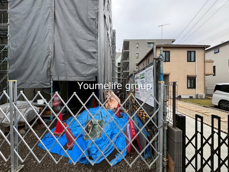 近くのセブンイレブン 伊勢原桜台1丁目店まで450m（徒歩6分）