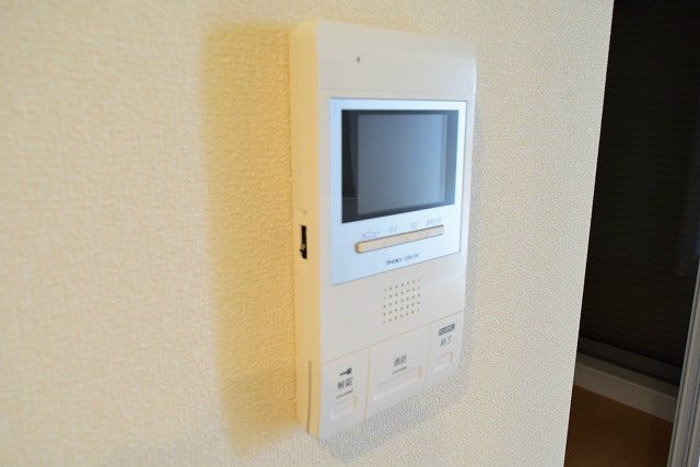 近くのセブンイレブン 茅ケ崎小和田店まで382m（徒歩5分）