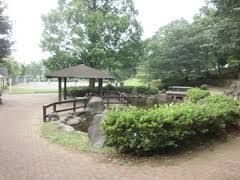 近くの千津ふれあい公園まで497m（徒歩7分）