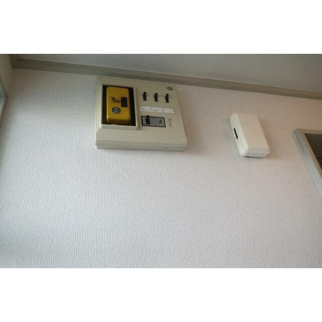 近くのサークルK 厚木下荻野店まで377m（徒歩5分）
