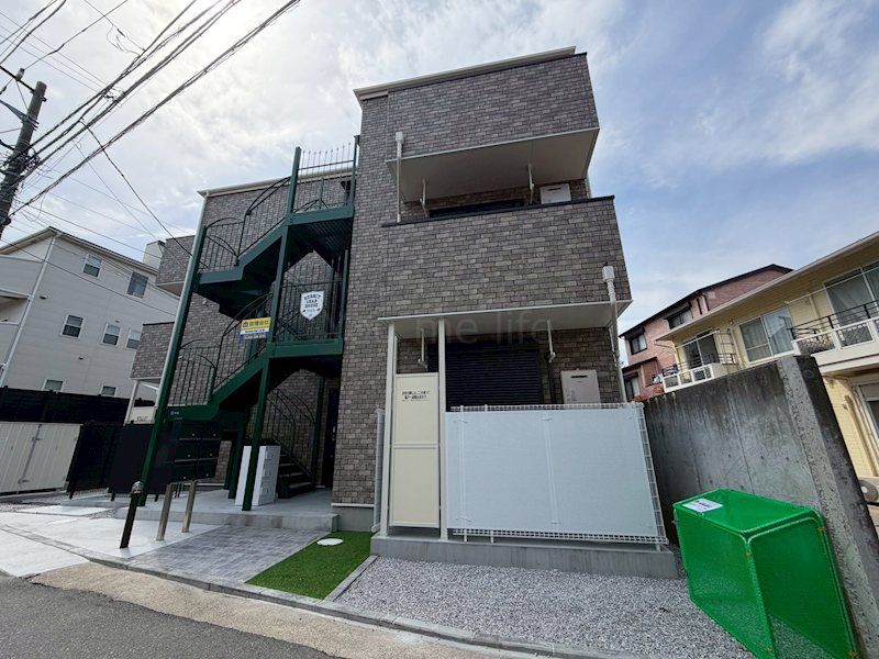 近くのミルコーヒー＆スタンドまで271m（徒歩4分）