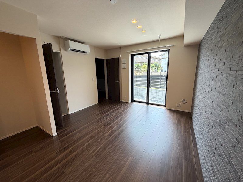 近くの湘南T-SITEまで1,857m（徒歩24分）