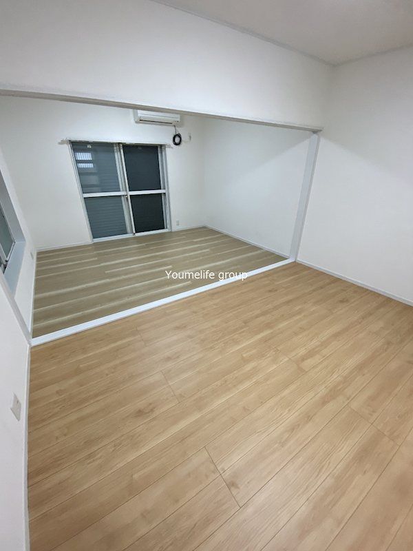 近くのヨークマート西大竹店まで3,506m（徒歩44分）