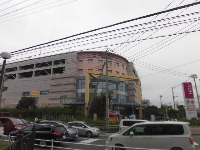近くのゆうちょ銀行さいたま支店イオン茅ヶ崎店内出張所まで1,283m(徒歩17分)