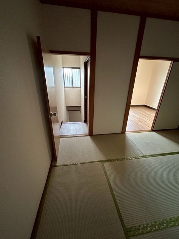 ベッドルーム