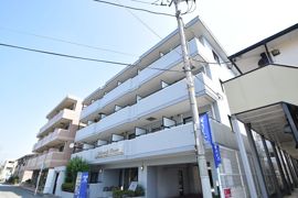 メゾン・ド・ビザールの外観画像
