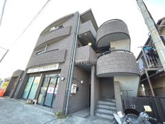 腰越松本ビルの外観画像