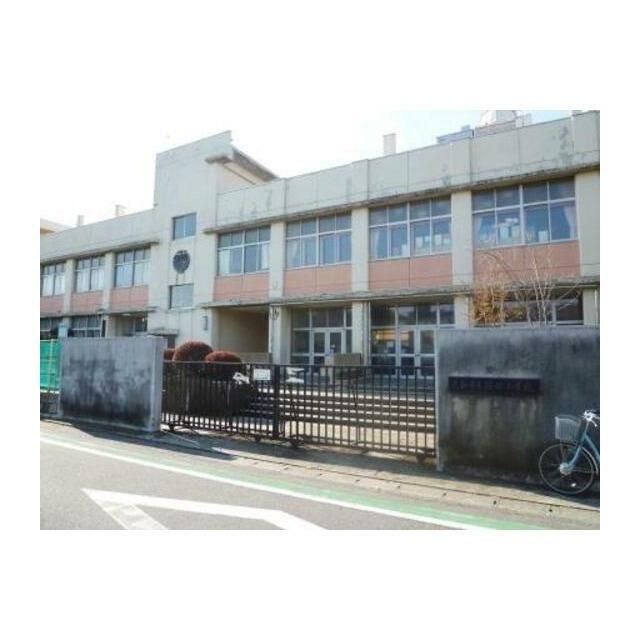 近くの大和市立　福田小学校まで750m（徒歩10分）