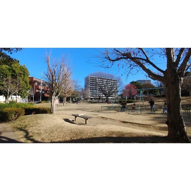 近くの奥田公園まで30m(徒歩1分)
