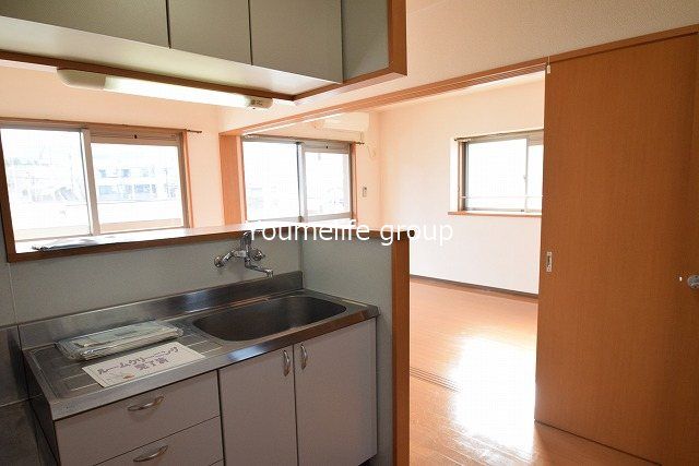 近くのセブンイレブン 秦野落合北店まで269m(徒歩4分)