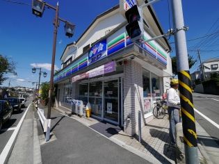 近くのスリーエフ 藤沢藤が岡店まで510m(徒歩7分)