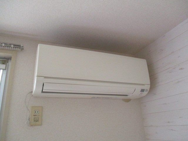 近くのセブンイレブン 横浜戸塚矢部町北店まで593m（徒歩8分）