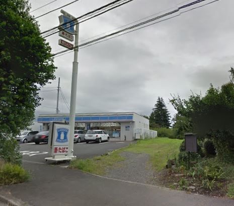 近くのローソン 伊勢原上粕屋店まで502m(徒歩7分)
