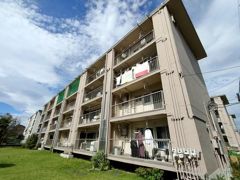川上団地18号棟の外観画像