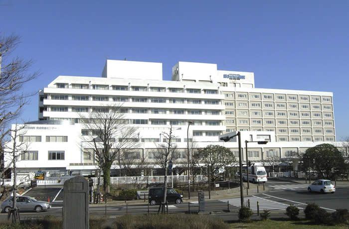 近くの藤沢市民病院まで975m（徒歩13分）