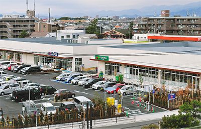 近くのマルエツ なぎさモール辻堂店まで537m（徒歩7分）