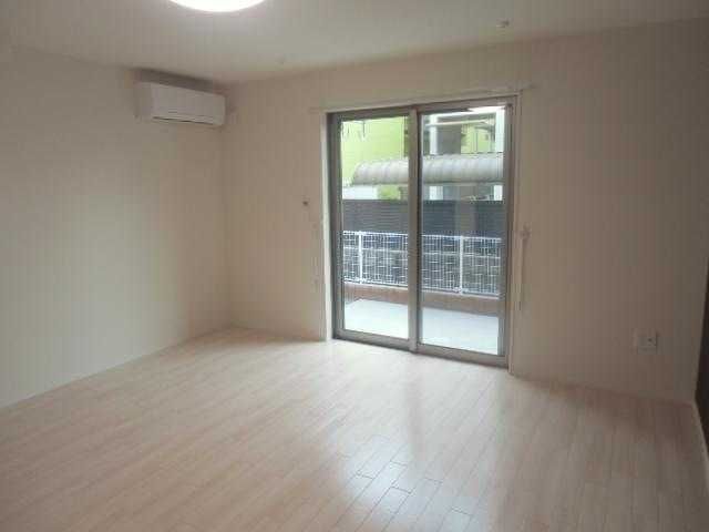 ベッドルーム