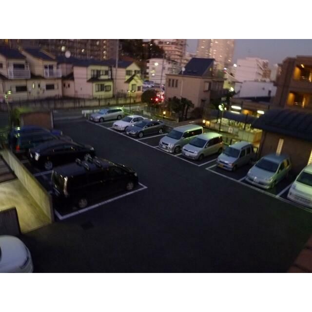 近くのユーコープ東戸塚駅前店まで861m（徒歩11分）
