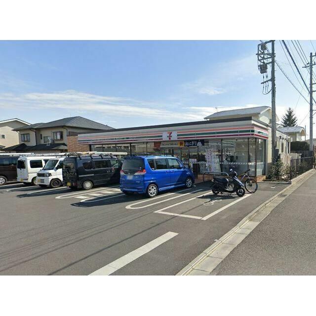 近くのローソン東海大学北門前店まで670m（徒歩9分）