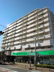 サンプラザ湘南の外観画像
