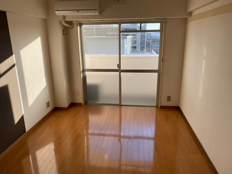 ベッドルーム