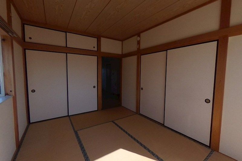 ベッドルーム