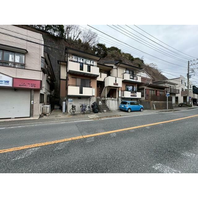 近くのセブンイレブン 逗子駅前店まで953m（徒歩12分）