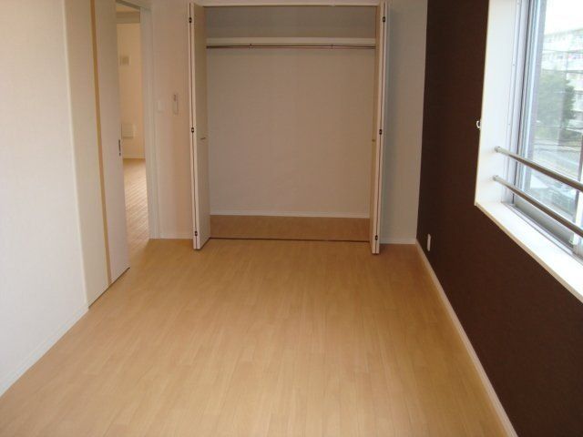 ベッドルーム