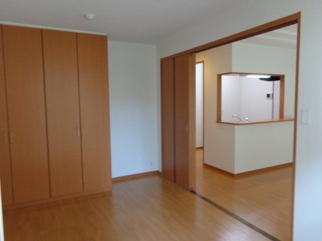 ベッドルーム