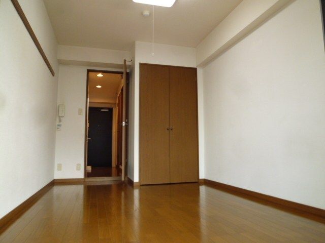 ベッドルーム