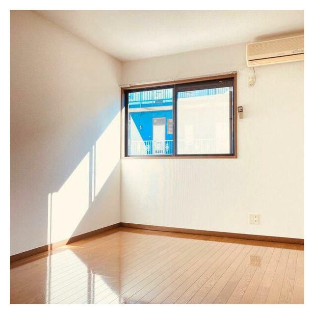 ベッドルーム