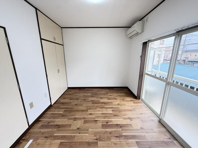 ベッドルーム