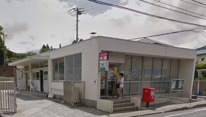 近くの仙石原郵便局まで1,267m（徒歩16分）