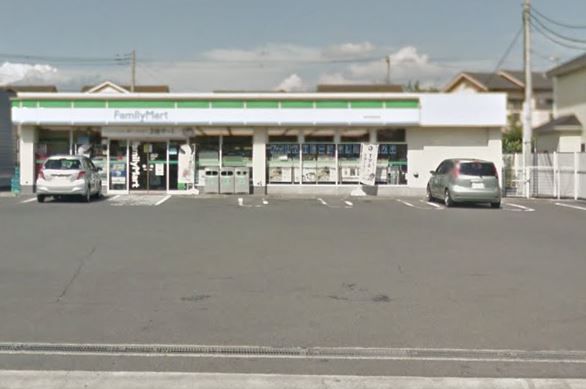 近くのファミリーマート 南足柄沼田店まで688m(徒歩9分)