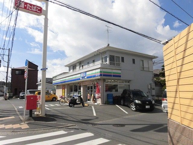 近くのスリーエフ 茅ヶ崎本村店まで374m(徒歩5分)